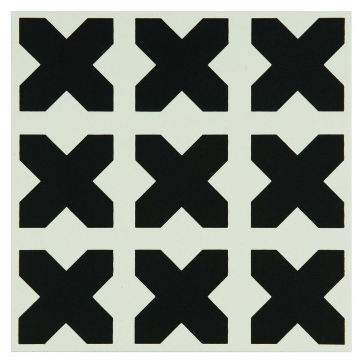 Babylonian Black on Dover White