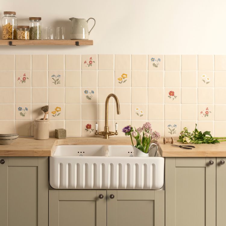 Classic Tubelined Floral Collection