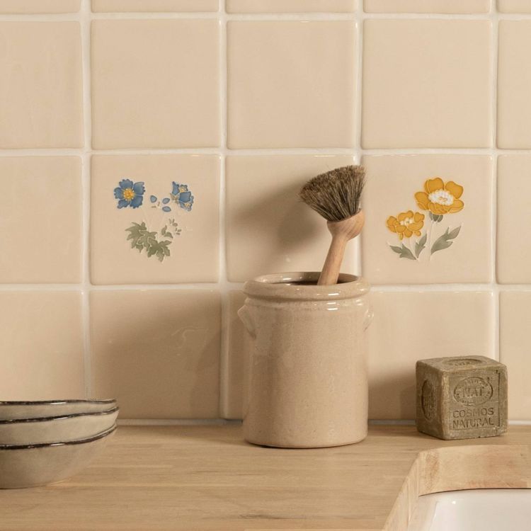 Classic Tubelined Floral Collection