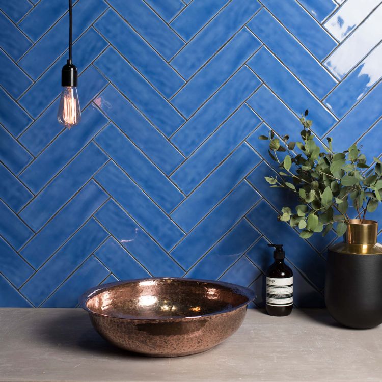 Cosmopolitan Brick Tile Large